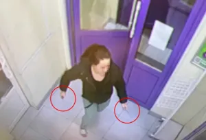 В Киришах задержали женщину, угрожавшую ножами персоналу магазина